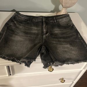 Judy Blue Denim Shorts Stretchy Shorts Black Denim Ripped Size 2X 2XL